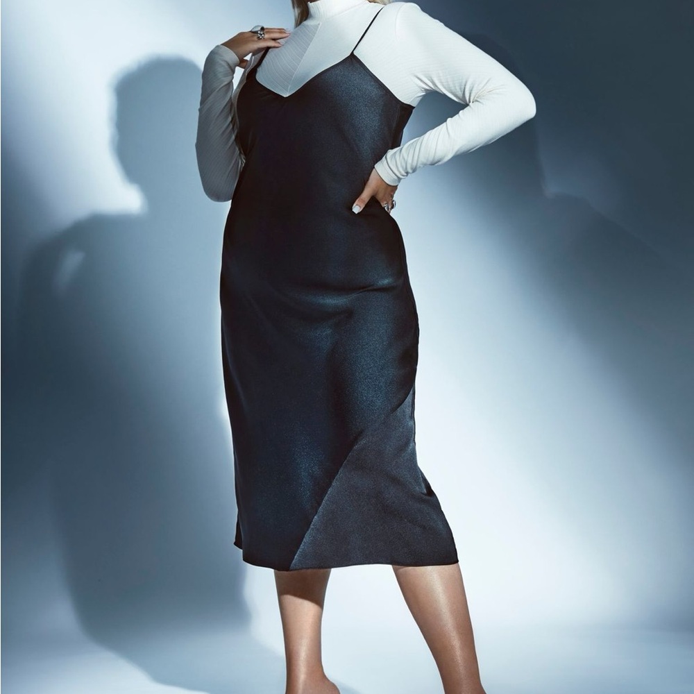 Elegant Black Midi Dress knix papaya